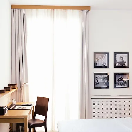 Brandenburger Tor 4* بوتسدام