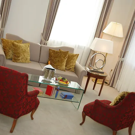 Brandenburger Tor 4*