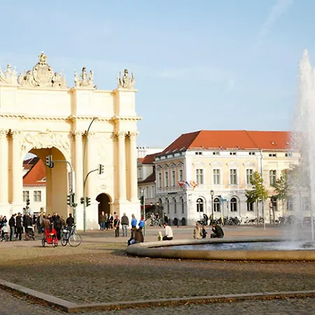 Brandenburger Tor Szálloda Potsdam