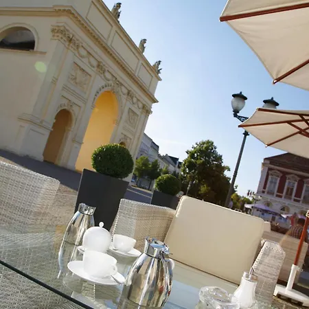 Brandenburger Tor 4* Potsdam
