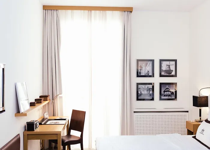 Brandenburger Tor 4* Potsdam