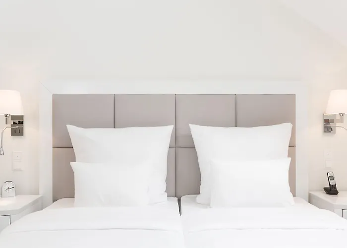 Hotel Brandenburger Tor 4*