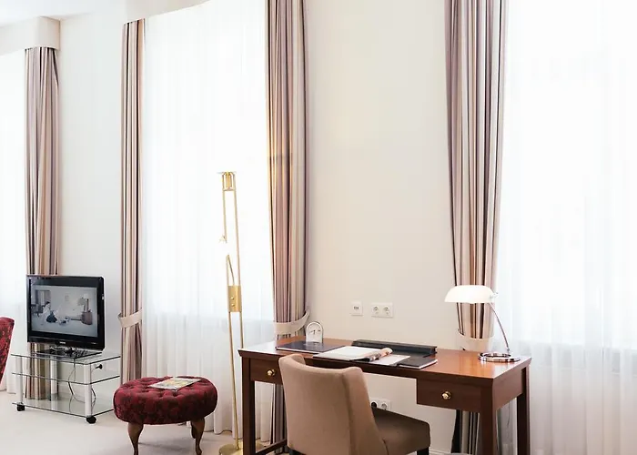 Brandenburger Tor Hotel